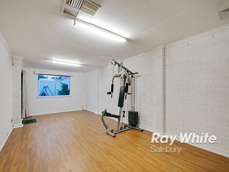 36 Murrell Road, Para Hills SA 5096