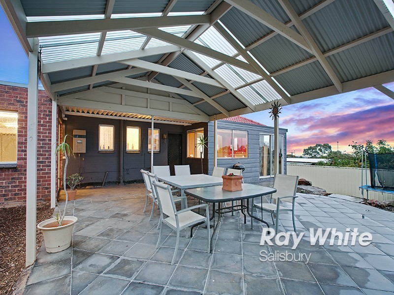 36 Murrell Road, Para Hills SA 5096
