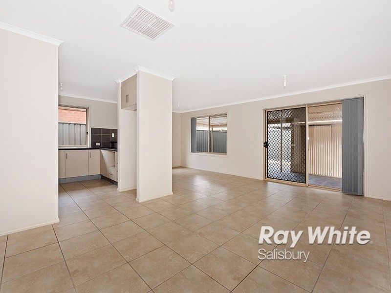5 Maple Street, Munno Para West SA 5115
