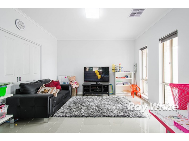 90 Douglas Drive, Munno Para SA 5115