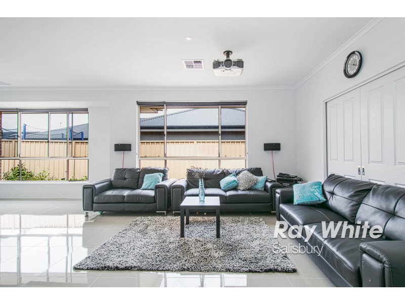 90 Douglas Drive, Munno Para SA 5115