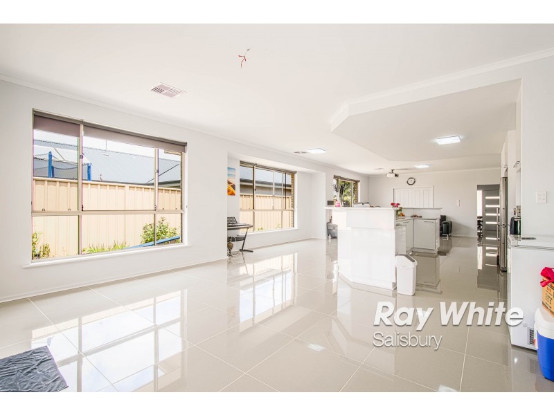 90 Douglas Drive, Munno Para SA 5115