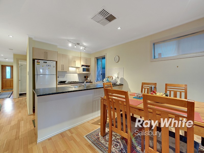 168B Nelson Road, Para Vista SA 5093