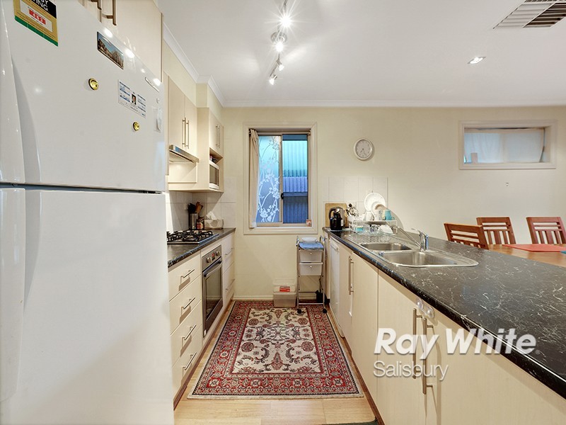 168B Nelson Road, Para Vista SA 5093
