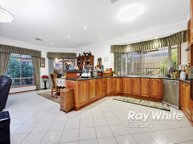 10 Bluegum Drive, Paralowie SA 5108