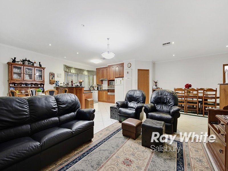 10 Bluegum Drive, Paralowie SA 5108