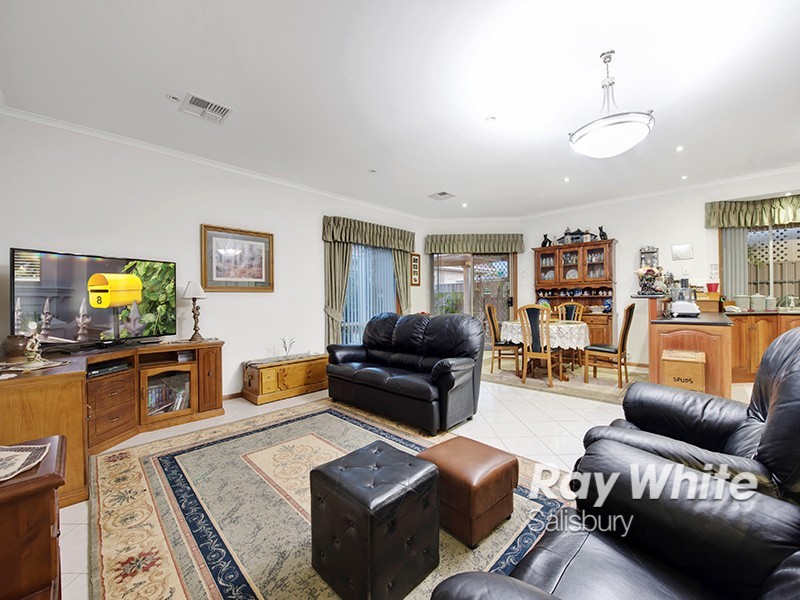 10 Bluegum Drive, Paralowie SA 5108