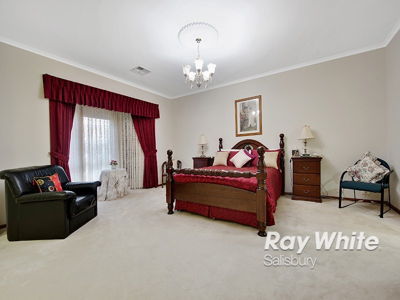 10 Bluegum Drive, Paralowie SA 5108