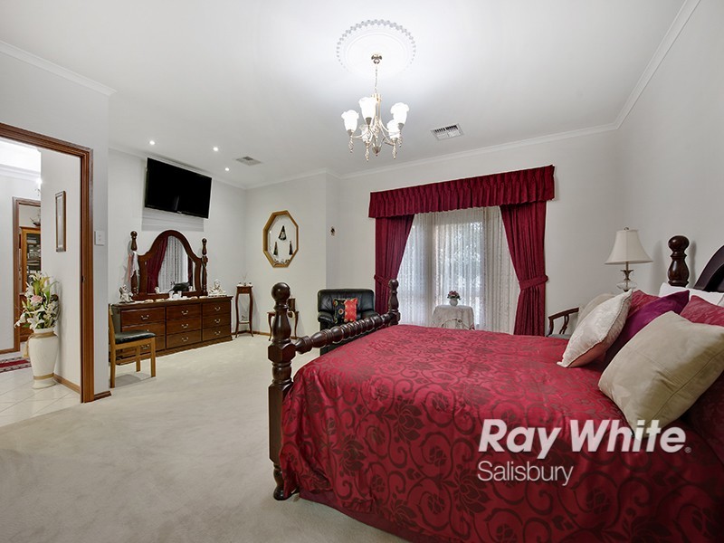 10 Bluegum Drive, Paralowie SA 5108