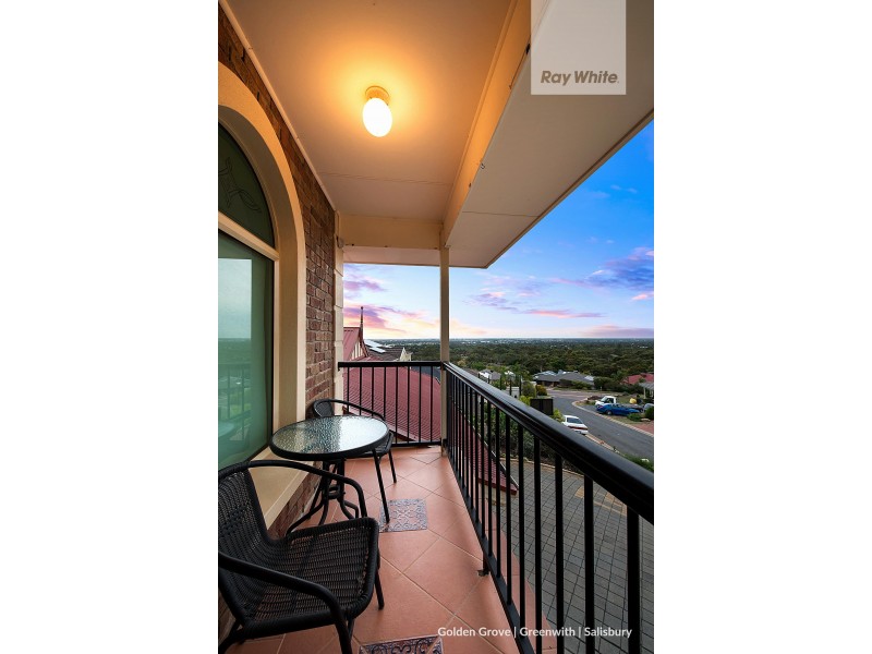 8 Coach House Mews, Hillbank SA 5112