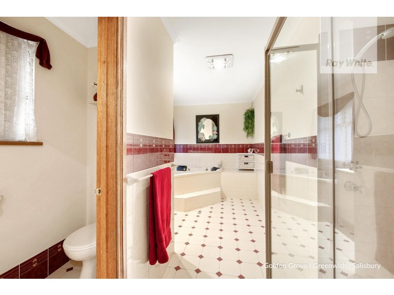 8 Coach House Mews, Hillbank SA 5112