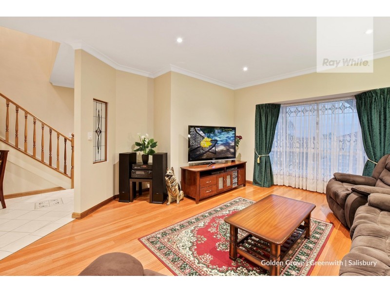 8 Coach House Mews, Hillbank SA 5112