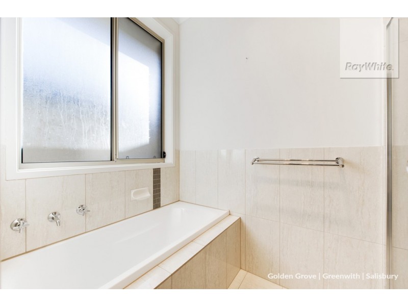 34 Leaf Street, Parafield Gardens SA 5107