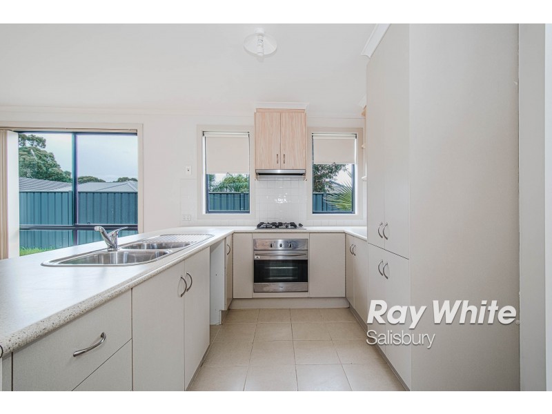 11 Almond Circuit, Munno Para West SA 5115