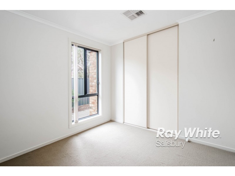 11 Almond Circuit, Munno Para West SA 5115