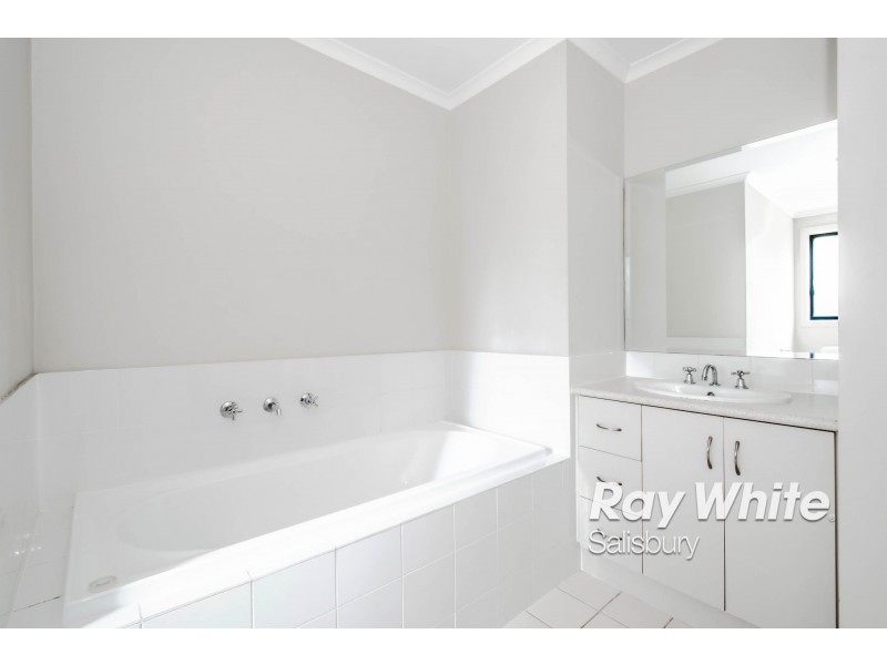 11 Almond Circuit, Munno Para West SA 5115