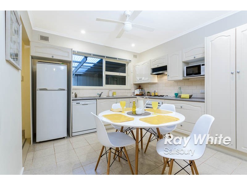 10 Saint Road, Smithfield Plains SA 5114