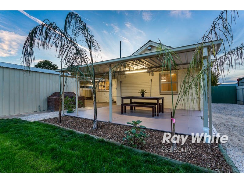 10 Saint Road, Smithfield Plains SA 5114