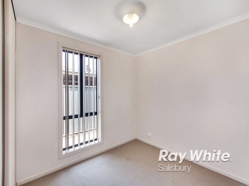 11 Almond Circuit, Munno Para West SA 5115