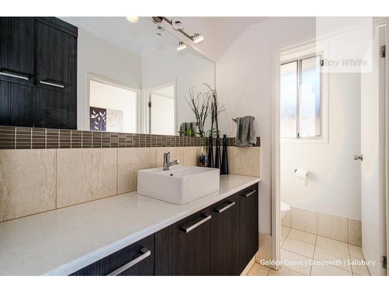 34 Leaf Street, Parafield Gardens SA 5107