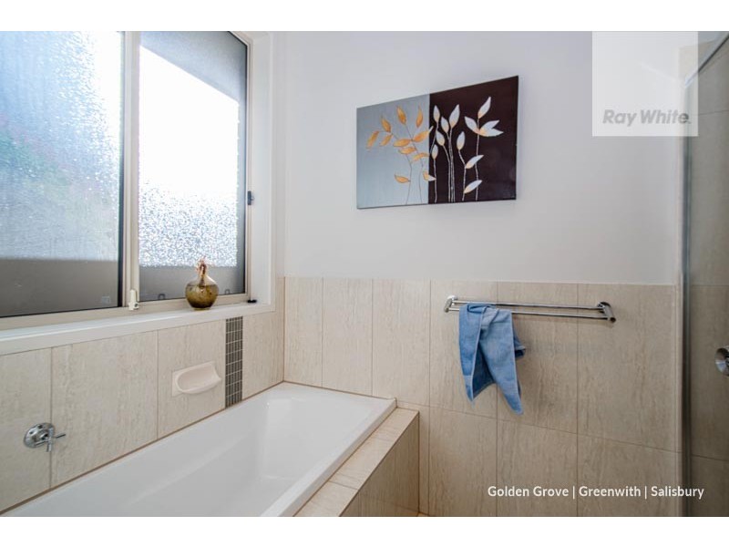 34 Leaf Street, Parafield Gardens SA 5107