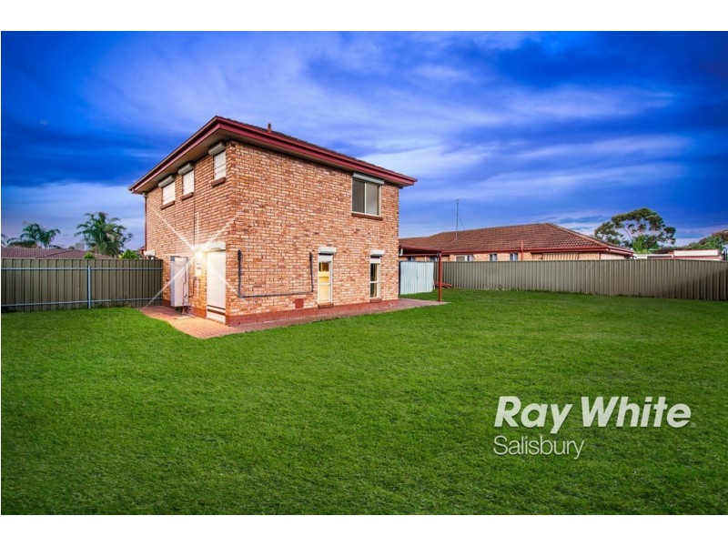 2 Hughes Street, Andrews Farm SA 5114