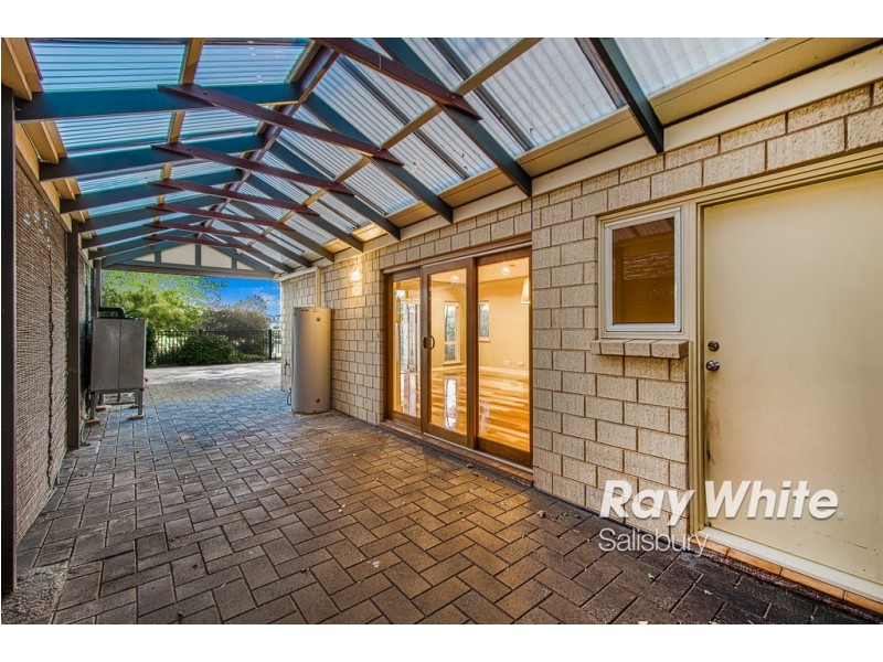 50 Sheaoak Drive, Mawson Lakes SA 5095