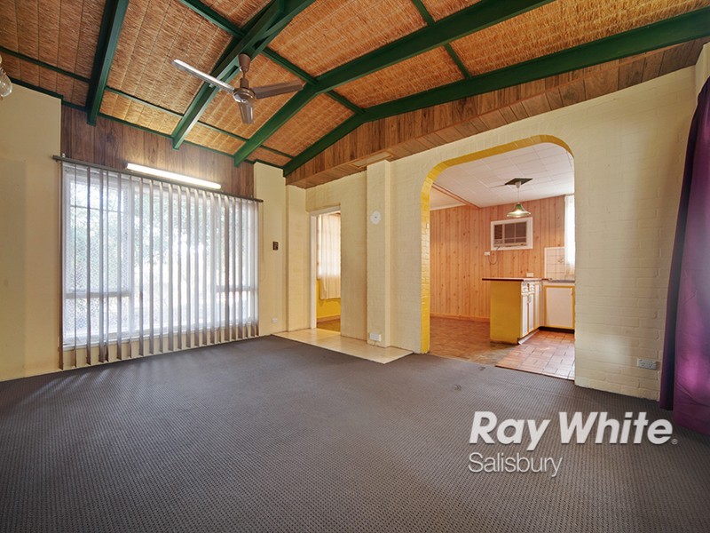 21 Nitschke Street, Elizabeth Grove SA 5112