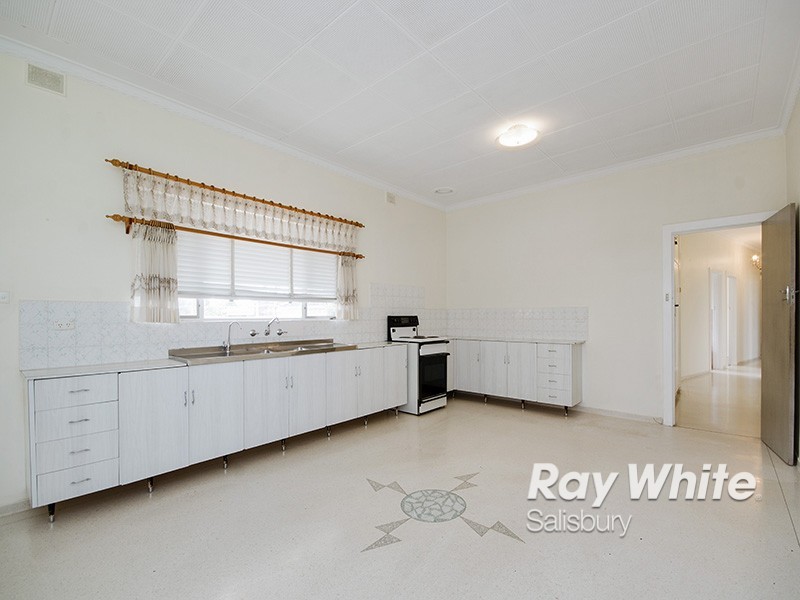 20 Oldham Road, Elizabeth Vale SA 5112