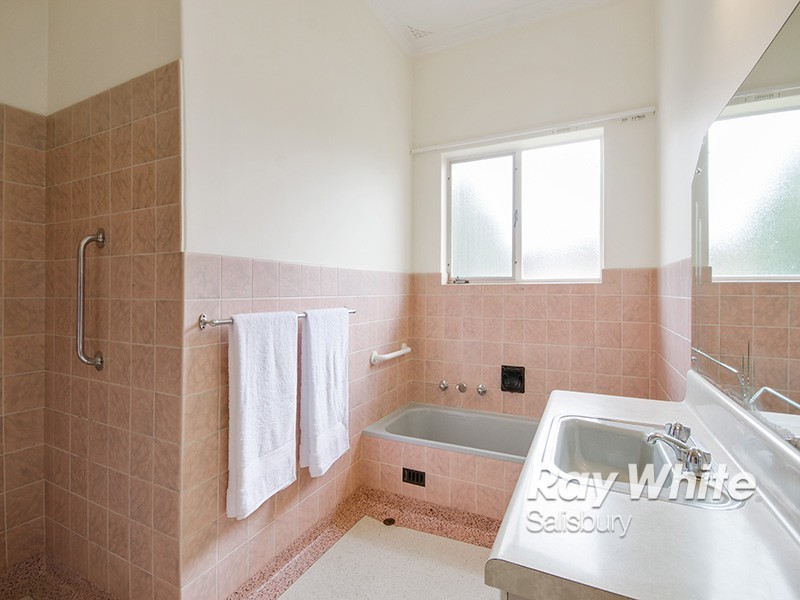 20 Oldham Road, Elizabeth Vale SA 5112