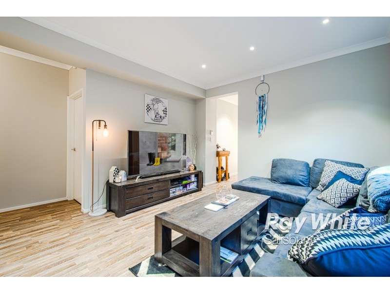 4 Burnlea Parade, Blakeview SA 5114