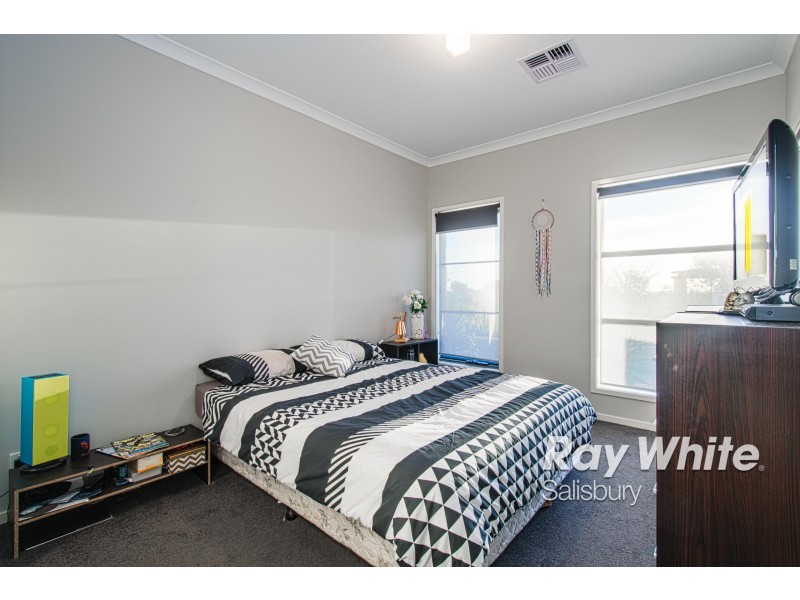 4 Burnlea Parade, Blakeview SA 5114
