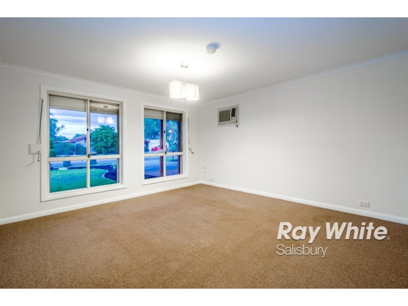 2 Hughes Street, Andrews Farm SA 5114