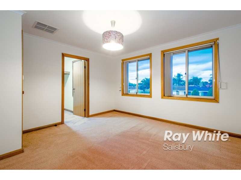 2 Hughes Street, Andrews Farm SA 5114