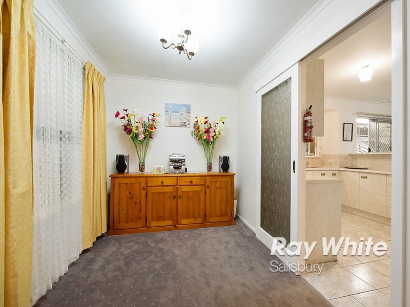 12 Alison Close, Salisbury Heights SA 5109