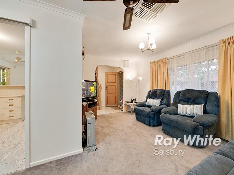 12 Alison Close, Salisbury Heights SA 5109