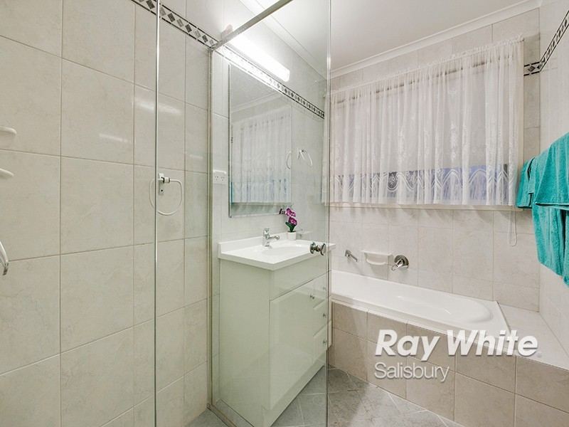 12 Alison Close, Salisbury Heights SA 5109