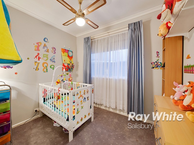 12 Alison Close, Salisbury Heights SA 5109