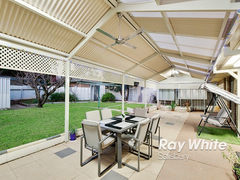 12 Alison Close, Salisbury Heights SA 5109