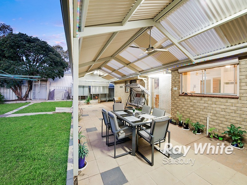 12 Alison Close, Salisbury Heights SA 5109