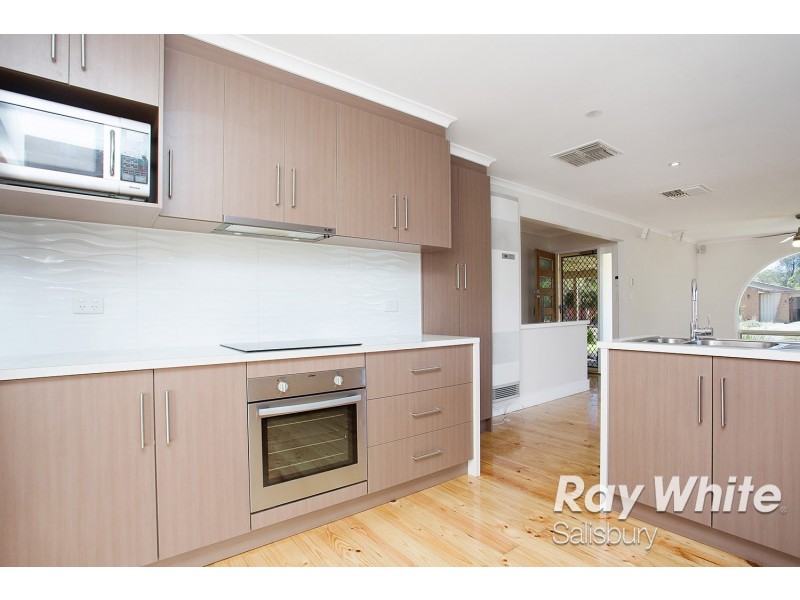 9 Saint Peters Place, Salisbury Downs SA 5108