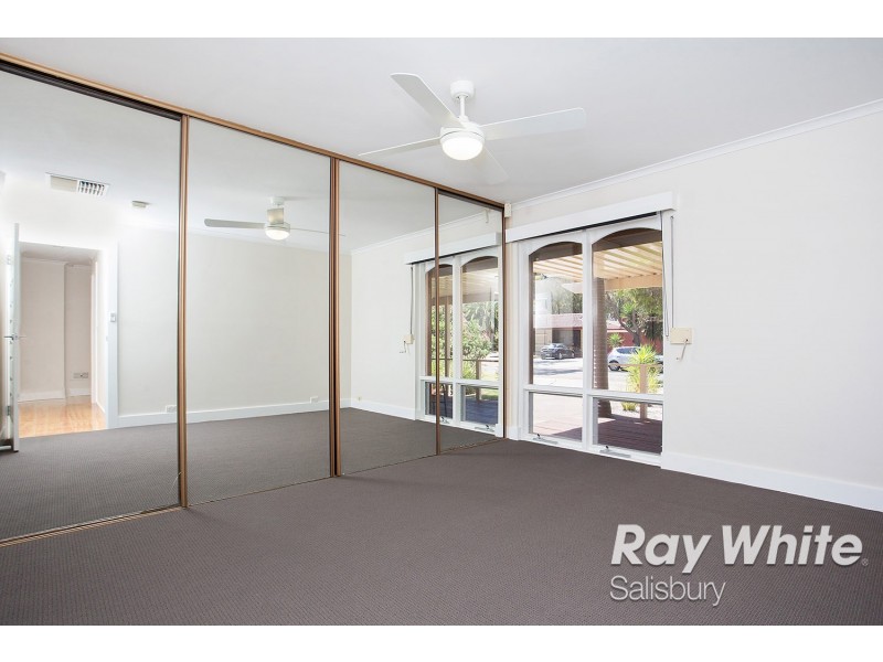 9 Saint Peters Place, Salisbury Downs SA 5108