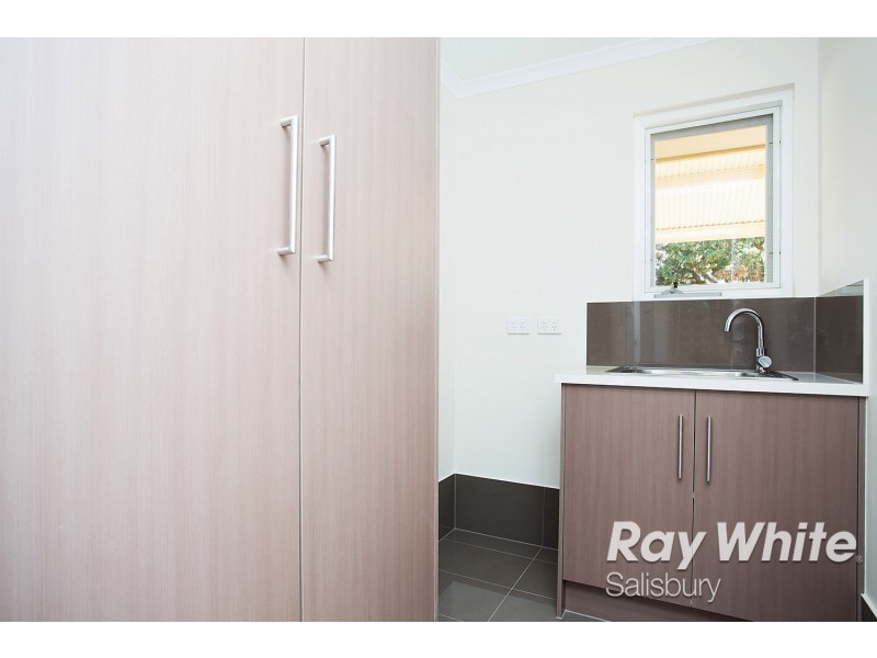 9 Saint Peters Place, Salisbury Downs SA 5108