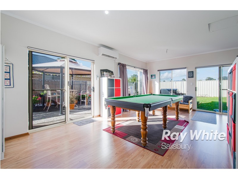 15 Grace Boulevard, Smithfield Plains SA 5114