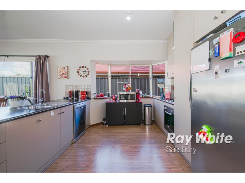 15 Grace Boulevard, Smithfield Plains SA 5114