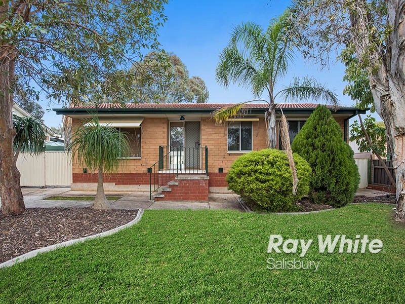 30 Woodlands Road, Elizabeth Downs SA 5113
