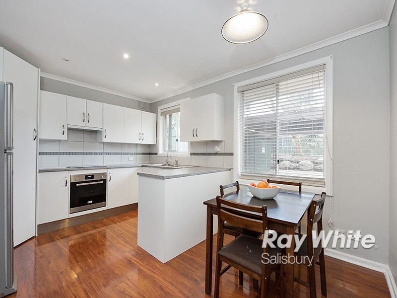 30 Woodlands Road, Elizabeth Downs SA 5113