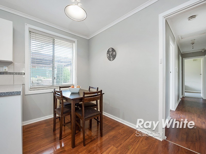 30 Woodlands Road, Elizabeth Downs SA 5113