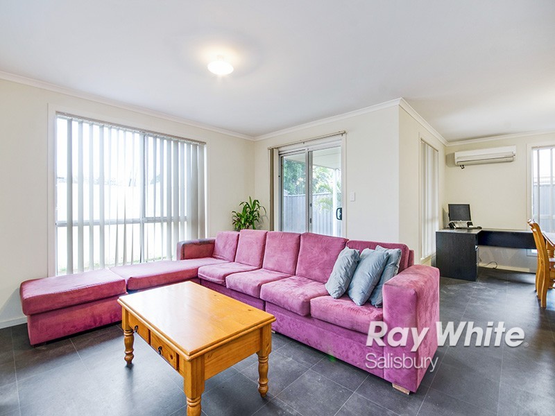 28 Oakwood Circuit, Munno Para West SA 5115