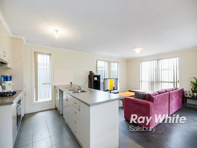 28 Oakwood Circuit, Munno Para West SA 5115